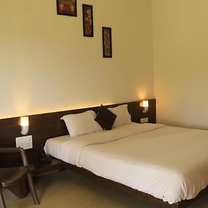Forest Inn
