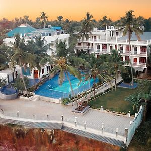 Skylar Seaview Beach Resort & Ayurveda Varkala